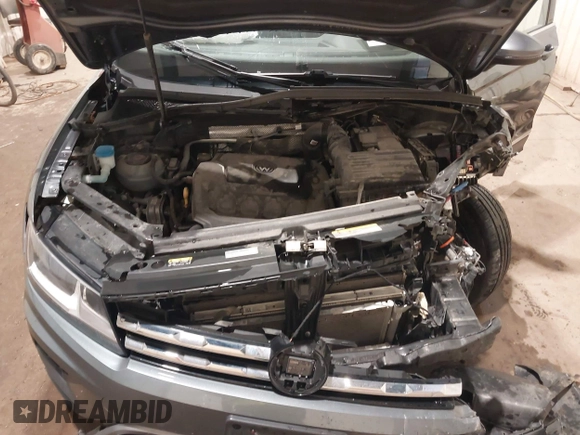 2021 Volkswagen Tiguan SE with VIN 3VV3B7AX3MM118463, listed as a IAAI auction lot 42138702 with 48,058 mi miles and . Bid and sale history available at DreamBid. Image 10.