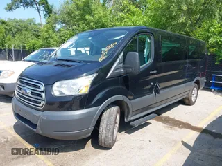 2017 Ford Transit XL z VIN 1FBZX2ZM3HKA20753, wystawiony jako IAAI lot #42340639 z przebiegiem 322 450 mil mil oraz . Historia ofert i sprzedaży dostępna na DreamBid. Obrazek 18.