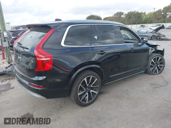 2022 Volvo XC90 Momentum with VIN YV4A221K4N1810692, listed as a IAAI auction lot 40707275 with 44,746 mi miles. Bid and sale history available at carsss.com. Image 4.