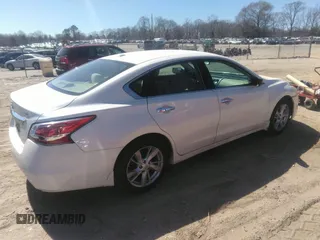 2015 Nissan Altima SL with VIN 1N4AL3AP3FC412273, listed as a IAAI auction lot 41851695 with 408,228 mi miles and . Bid and sale history available at DreamBid. Image 4.