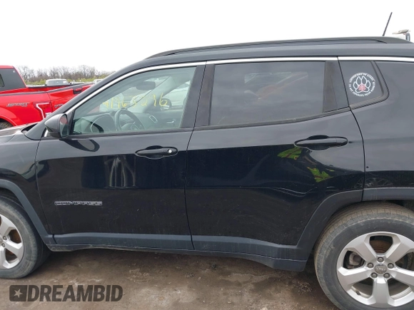 2017 Jeep Compass Latitude with VIN 3C4NJCBB0HT652764, listed as a IAAI auction lot 41963296 with 141,338 mi miles and . Bid and sale history available at DreamBid. Image 14.