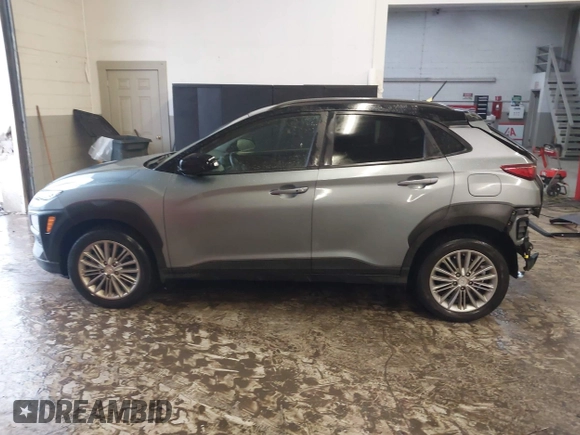 2020 Hyundai Kona SEL with VIN KM8K2CAA3LU402888, listed as a IAAI auction lot 41476463 with 29,533 mi miles. Bid and sale history available at carsss.com. Image 15.