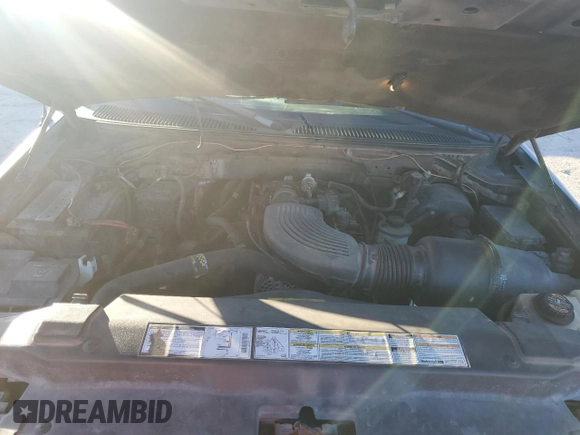 2000 Ford F-150 XL with VIN 1FTRX18W5YNB91950, listed as a Copart auction lot 84654584 with 0 mi miles and Salvage Title. Bid and sale history available at carsss.com. Image 11.
