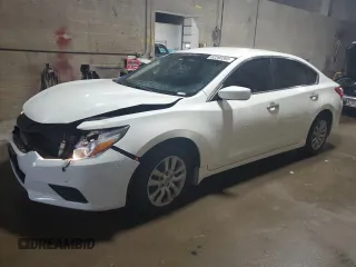 2017 Nissan Altima SR with VIN 1N4AL3AP3HN343477, listed as a Copart auction lot 62260265 with 136,759 mi miles and Salvage title. Bid and sale history available at DreamBid. Image 1.