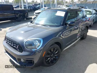 2019 MINI Countryman Cooper S with VIN WMZYT3C51K3E95266, listed as a IAAI auction lot 42531352 with 67,987 mi miles and . Bid and sale history available at DreamBid. Image 16.