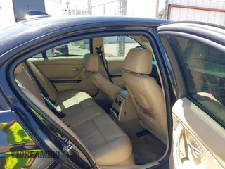 2007 BMW 3 Series 328i with VIN WBAVA33567KX82585, listed as a IAAI auction lot 42283847 with 134,093 mi miles and . Bid and sale history available at DreamBid. Image 8.