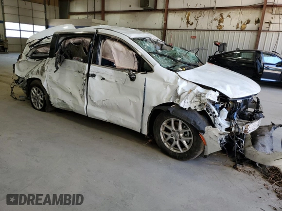 2023 Chrysler Pacifica Touring L with VIN 2C4RC1BGXPR532242, listed as a Copart auction lot 53325545 with Not provided miles and Salvage title. Bid and sale history available at DreamBid. Image 4.