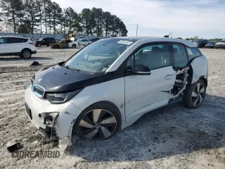 2017 BMW i3 with VIN WBY1Z8C52HV551205, listed as a Copart auction lot 48047623 with 82,655 mi miles. Bid and sale history available at carsss.com. Image 1.