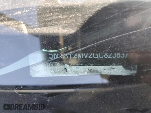 2016 Nissan Rogue SV with VIN 5N1AT2MV2GC823837, listed as a Copart auction lot 70431174 with 204,538 mi miles and Salvage Title. Bid and sale history available at DreamBid. Image 13.