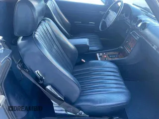 1986 Mercedes-Benz 560 SL with VIN WDBBA48D7GA050661, listed as a Copart auction lot 44859025 with 92,900 mi miles and Clean Title. Bid and sale history available at DreamBid. Image 5.