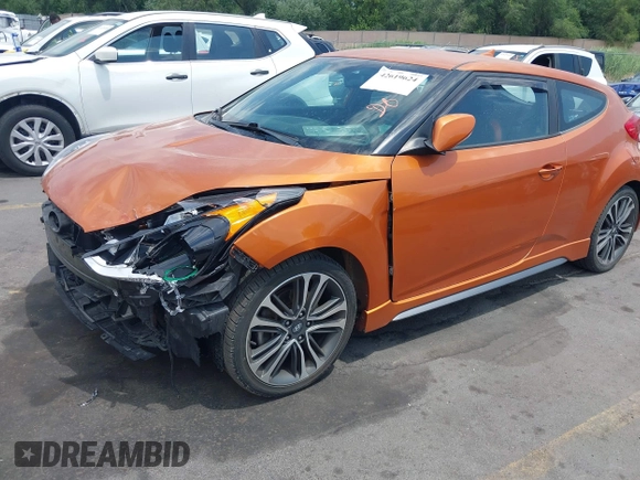 2016 Hyundai Veloster Turbo z VIN KMHTC6AE8GU302247, wystawiony jako IAAI lot #42619624 z przebiegiem 35 112 mil mil oraz . Historia ofert i sprzedaży dostępna na DreamBid. Obrazek 17.