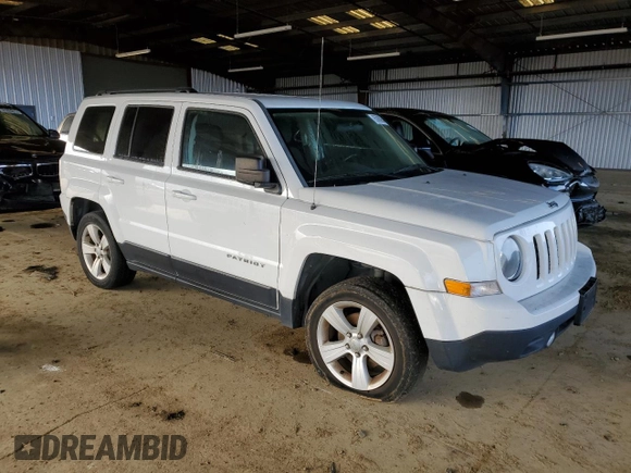 2014 Jeep Patriot Latitude with VIN 1C4NJRFB2ED665093, listed as a Copart auction lot 85868964 with 110,066 mi miles and Salvage title. Bid and sale history available at DreamBid. Image 4.