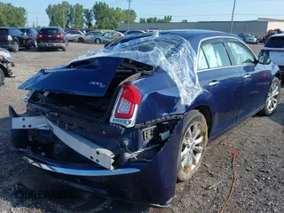 2016 Chrysler 300 with VIN 2C3CCAKG6GH152508, listed as a IAAI auction lot 40152840 with 94,646 mi miles. Bid and sale history available at carsss.com. Image 4.