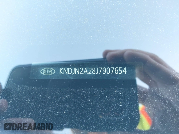 2018 Kia Soul with VIN KNDJN2A28J7907654, listed as a IAAI auction lot 41821737 with 90,586 mi miles and . Bid and sale history available at DreamBid. Image 9.
