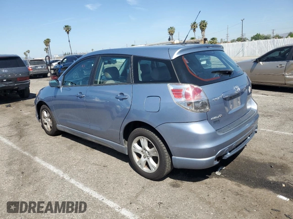 2006 Toyota Matrix STD z VIN 2T1LR30EX6C552801, wystawiony jako Copart lot #52352645 z przebiegiem 225 295 mil mil oraz Czysty tytuł • Clean title. Historia ofert i sprzedaży dostępna na DreamBid. Obrazek 2.