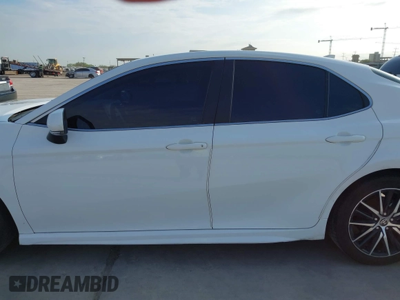 2022 Toyota Camry SE with VIN 4T1G11AK7NU640669, listed as a IAAI auction lot 41860599 with 111,515 mi miles and . Bid and sale history available at DreamBid. Image 15.