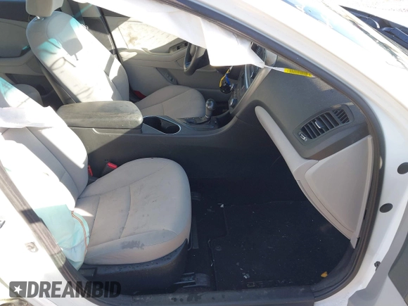 2015 Kia Optima LX with VIN KNAGM4A73F5600350, listed as a IAAI auction lot 41811976 with 154,924 mi miles. Bid and sale history available at carsss.com. Image 5.