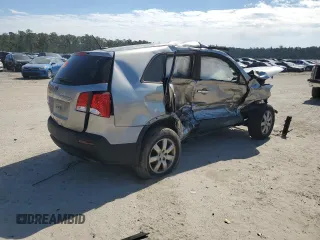 2013 Kia Sorento LX with VIN 5XYKTDA61DG377043, listed as a Copart auction lot 46254795 with 0 mi miles and Salvage Title. Bid and sale history available at carsss.com. Image 3.