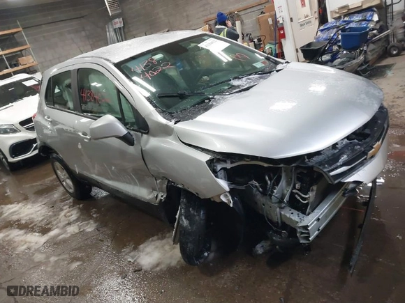 2018 Chevrolet Trax LS with VIN KL7CJNSB7JB730741, listed as a IAAI auction lot 41384022 with 56,081 mi miles. Bid and sale history available at carsss.com. Image 1.