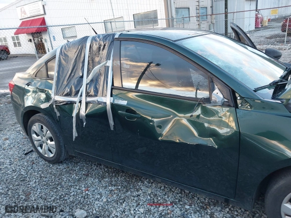 2014 Chevrolet Cruze LS with VIN 1G1PA5SHXE7282148, listed as a IAAI auction lot 41209200 with 150,769 mi miles. Bid and sale history available at carsss.com. Image 6.