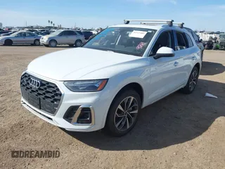 2023 Audi Q5 S line Premium Plus z VIN WA1EAAFY1P2127967, wystawiony jako IAAI lot #42327485 z przebiegiem 52 754 mil mil oraz . Historia ofert i sprzedaży dostępna na DreamBid. Obrazek 17.