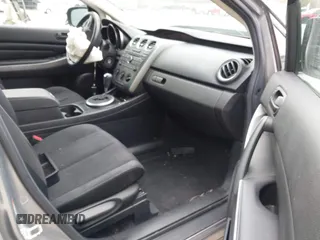 2011 Mazda CX-7 i Sport z VIN JM3ER2B54B0379269, wystawiony jako IAAI lot #42038311 z przebiegiem 201 921 mil mil oraz . Historia ofert i sprzedaży dostępna na DreamBid. Obrazek 5.