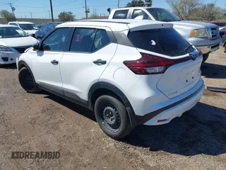 2024 Nissan Kicks S with VIN 3N1CP5BV1RL584152, listed as a IAAI auction lot 41663607 with 1,379 mi miles and . Bid and sale history available at carsss.com. Image 3.