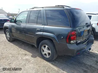 2006 Chevrolet TrailBlazer LS with VIN 1GNDT13S462136731, listed as a IAAI auction lot 41834557 with 217,409 mi miles. Bid and sale history available at carsss.com. Image 3.