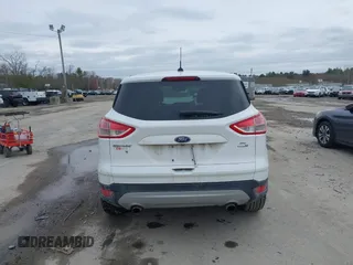 2016 Ford Escape SE with VIN 1FMCU9GX1GUA76589, listed as a IAAI auction lot 42014929 with 125,294 mi miles. Bid and sale history available at carsss.com. Image 16.