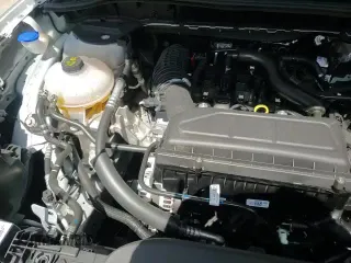 2025 Ford Escape ST-Line с VIN 1FMCU9MN1SUB36589, выставлен на аукционе Copart как лот 70373625 с пробегом 4 639 миль миль и Списание • Salvage title. История ставок и продаж доступна на DreamBid. Изображение 13.