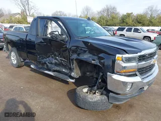 2017 Chevrolet Silverado 1500 LT with VIN 1GCVKREC3HZ126576, listed as a IAAI auction lot 41477637 with 124,670 mi miles. Bid and sale history available at carsss.com. Image 6.
