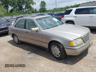 1997 Mercedes-Benz C с VIN WDBHA23E8VF615210, выставлен на аукционе IAAI как лот 42719257 с пробегом 193 390 миль миль и . История ставок и продаж доступна на DreamBid. Изображение 1.