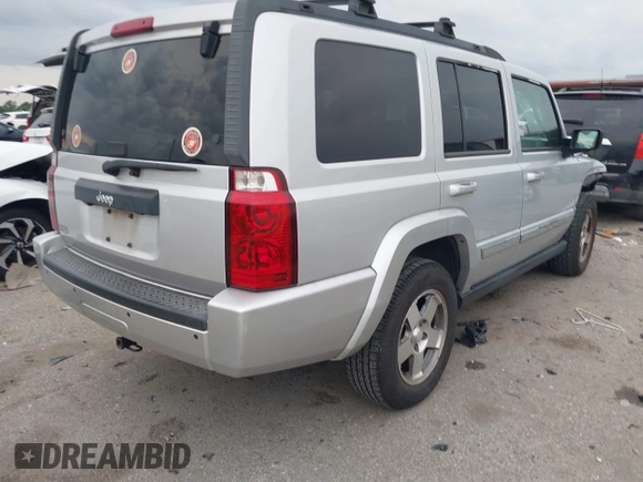 2010 Jeep Commander Sport с VIN 1J4RH4GK3AC108122, выставлен на аукционе IAAI как лот 42173507 с пробегом 249 593 миль миль и . История ставок и продаж доступна на DreamBid. Изображение 4.
