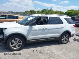 2019 Ford Explorer XLT z VIN 1FM5K7D84KGA68977, wystawiony jako IAAI lot #42155971 z przebiegiem 31 377 mil mil oraz . Historia ofert i sprzedaży dostępna na DreamBid. Obrazek 15.