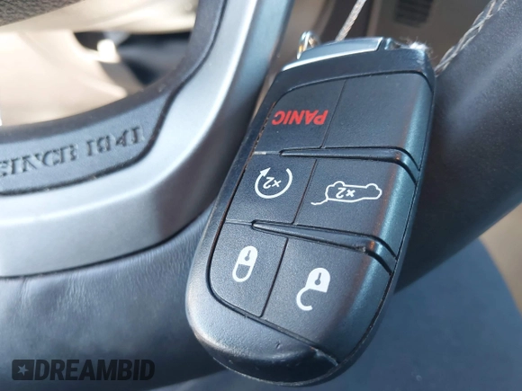 2018 Jeep Grand Cherokee High Altitude with VIN 1C4RJFCT6JC102660, listed as a IAAI auction lot 41752965 with 119,841 mi miles. Bid and sale history available at carsss.com. Image 11.