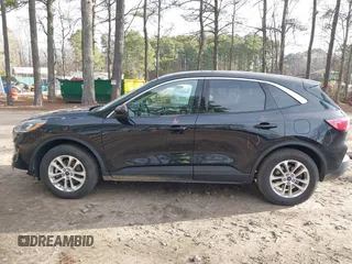2020 Ford Escape SE с VIN 1FMCU0G61LUA91641, выставлен на аукционе IAAI как лот 41235361 с пробегом 67 017 миль миль и . История ставок и продаж доступна на DreamBid. Изображение 14.