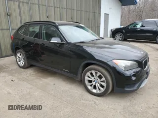 2014 BMW X1 xDrive28i with VIN WBAVL1C56EVY18897, listed as a Copart auction lot 47268615 with 270,512 mi miles and Clean Title. Bid and sale history available at carsss.com. Image 4.