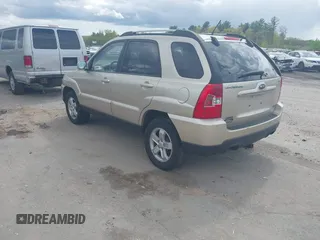 2009 Kia Sportage LX with VIN KNDJE723897625045, listed as a IAAI auction lot 42226159 with 201,266 mi miles and . Bid and sale history available at carsss.com. Image 3.