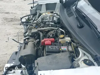 2025 Nissan Kicks SV z VIN 3N8AP6CAXSL302560, wystawiony jako IAAI lot #43317703 z przebiegiem 28 922 mil mil oraz . Historia ofert i sprzedaży dostępna na DreamBid. Obrazek 19.