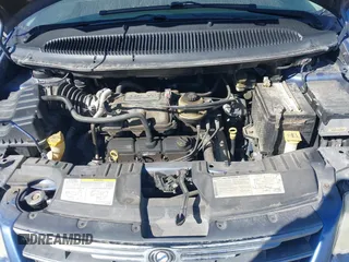 2007 Chrysler Town & Country Limited with VIN 2A4GP64L07R170855, listed as a IAAI auction lot 41626921 with 215,502 mi miles. Bid and sale history available at carsss.com. Image 10.