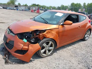 2012 Hyundai Veloster w/Gray Int с VIN KMHTC6AD0CU043402, выставлен на аукционе IAAI как лот 42406321 с пробегом 116 734 миль миль и . История ставок и продаж доступна на DreamBid. Изображение 18.