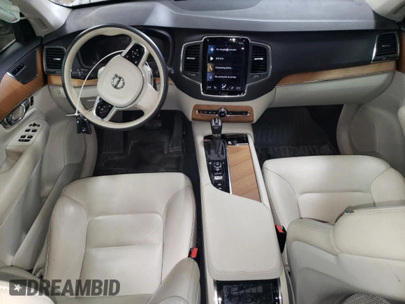 2021 Volvo XC90 Momentum z VIN YV4102CK7M1695703, wystawiony jako Copart lot #51755755 z przebiegiem 23 168 mil mil oraz Szkoda całkowita • Salvage title. Historia ofert i sprzedaży dostępna na DreamBid. Obrazek 8.