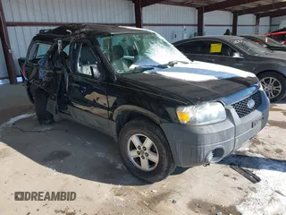 2007 Ford Escape XLS with VIN 1FMYU92Z07KB59005, listed as a IAAI auction lot 41391832 with 154,643 mi miles and . Bid and sale history available at DreamBid. Image 1.