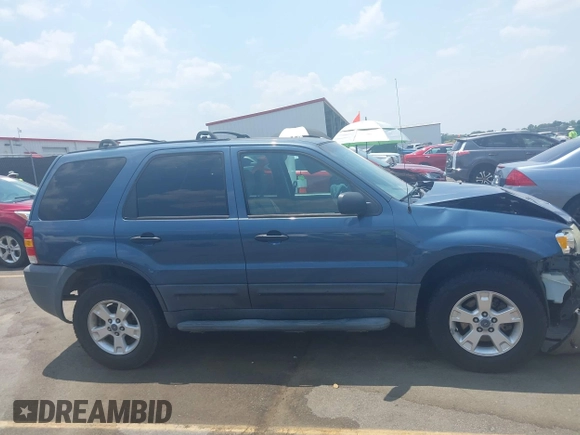 2006 Ford Escape XLT z VIN 1FMCU93156KB10612, wystawiony jako IAAI lot #42583417 z przebiegiem 133 615 mil mil oraz . Historia ofert i sprzedaży dostępna na DreamBid. Obrazek 13.