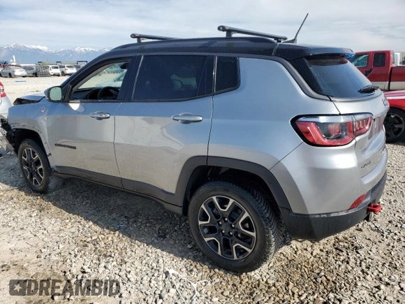 2019 Jeep Compass Trailhawk with VIN 3C4NJDDB9KT668858, listed as a Copart auction lot 58603645 with 74,226 mi miles and Salvage title. Bid and sale history available at DreamBid. Image 2.