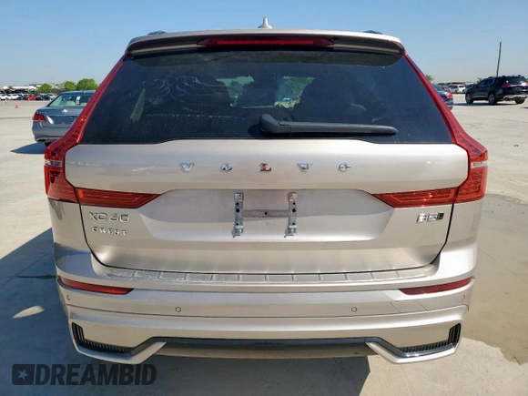 2024 Volvo XC60 Ultimate Dark Theme с VIN YV4L12RM0R1933865, выставлен на аукционе Copart как лот 52243825 с пробегом 5 887 миль миль и Списание • Salvage title. История ставок и продаж доступна на DreamBid. Изображение 6.
