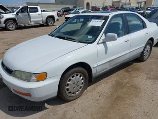 1997 Honda Accord EX с VIN 1HGCD5653VA201234, выставлен на аукционе IAAI как лот 42371208 с пробегом 112 686 миль миль и . История ставок и продаж доступна на DreamBid. Изображение 2.
