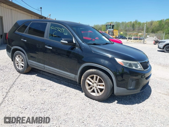 2014 Kia Sorento LX with VIN 5XYKT3A64EG508333, listed as a IAAI auction lot 42107255 with 150,600 mi miles. Bid and sale history available at carsss.com. Image 1.
