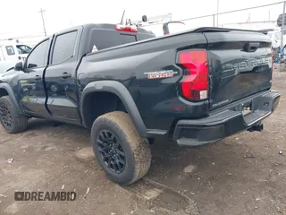 2023 Chevrolet Colorado 4WD Trail Boss with VIN 1GCPTEEK6P1253972, listed as a IAAI auction lot 41864105 with 19,238 mi miles. Bid and sale history available at carsss.com. Image 3.