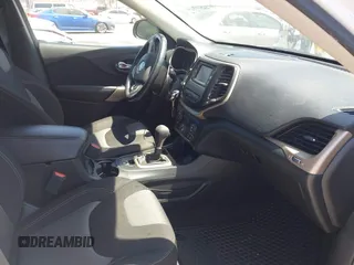 2017 Jeep Cherokee Altitude with VIN 1C4PJLAS7HW642589, listed as a IAAI auction lot 42687016 with 126,918 mi miles and . Bid and sale history available at DreamBid. Image 5.